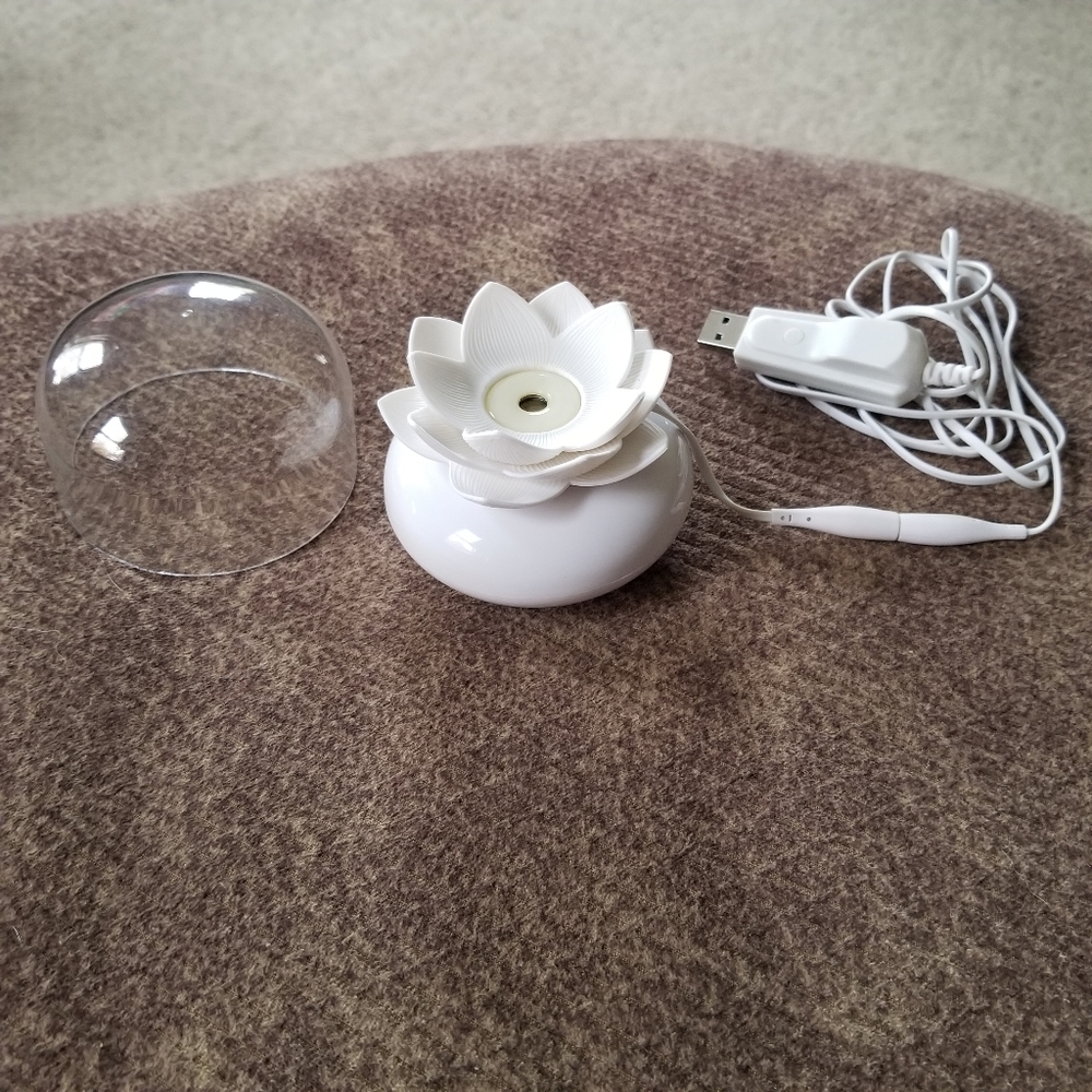 Essential oil diffuser - Picture 2 of 2